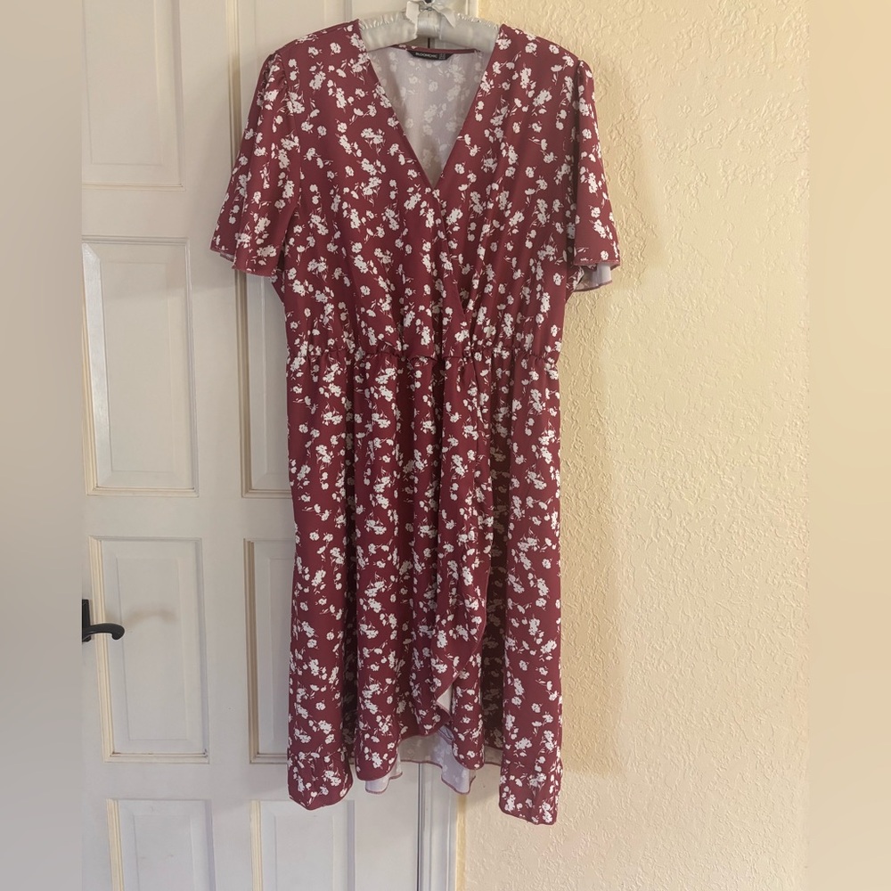 BloomChic Floral Ruffle Wrap Dress - 16